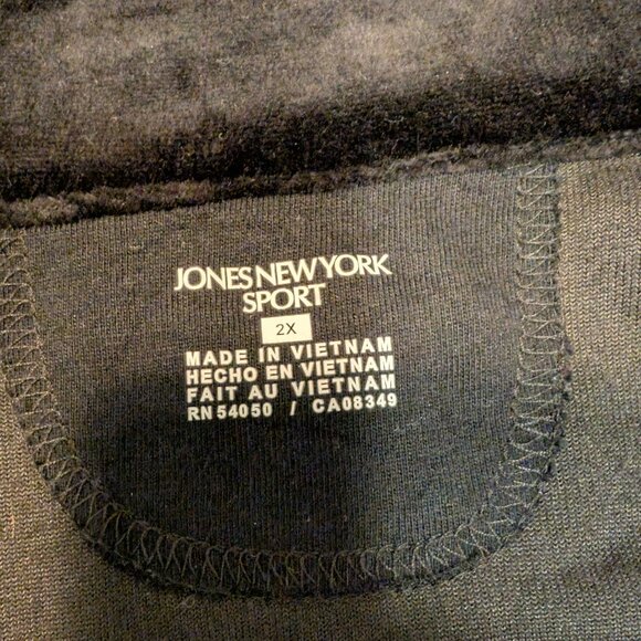 Jones New York Sport Black Velour Zip Jacket | Excellent Condition, Size 2X - Picture 10 of 14